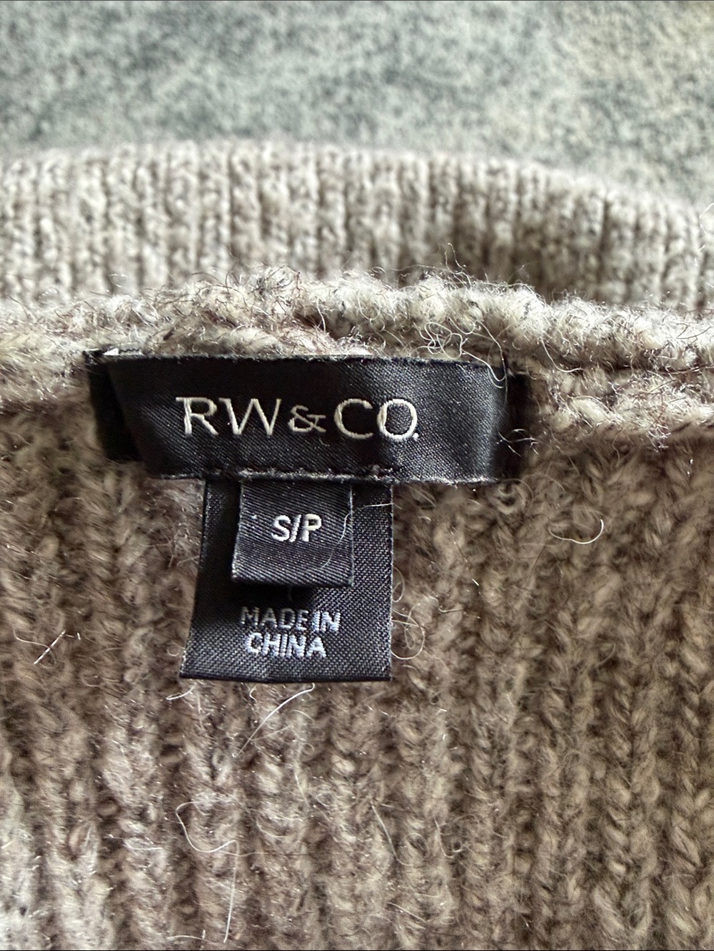 RW&CO. Neutral Taupe Ribbed Button-Front Cardigan - Picture 6 of 6